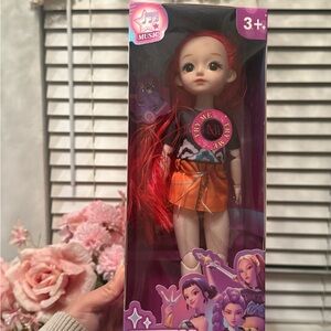 K-pop demon hunter Mira singing doll